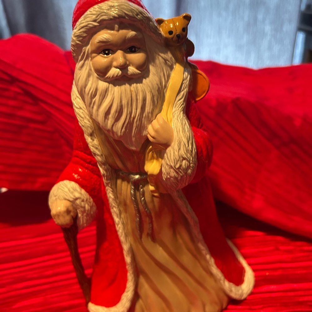 Vintage hand painted ceramic Santa Claus to add to your Christmas decor
